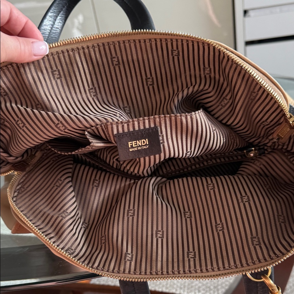 Fendi - Picture 5 of 11
